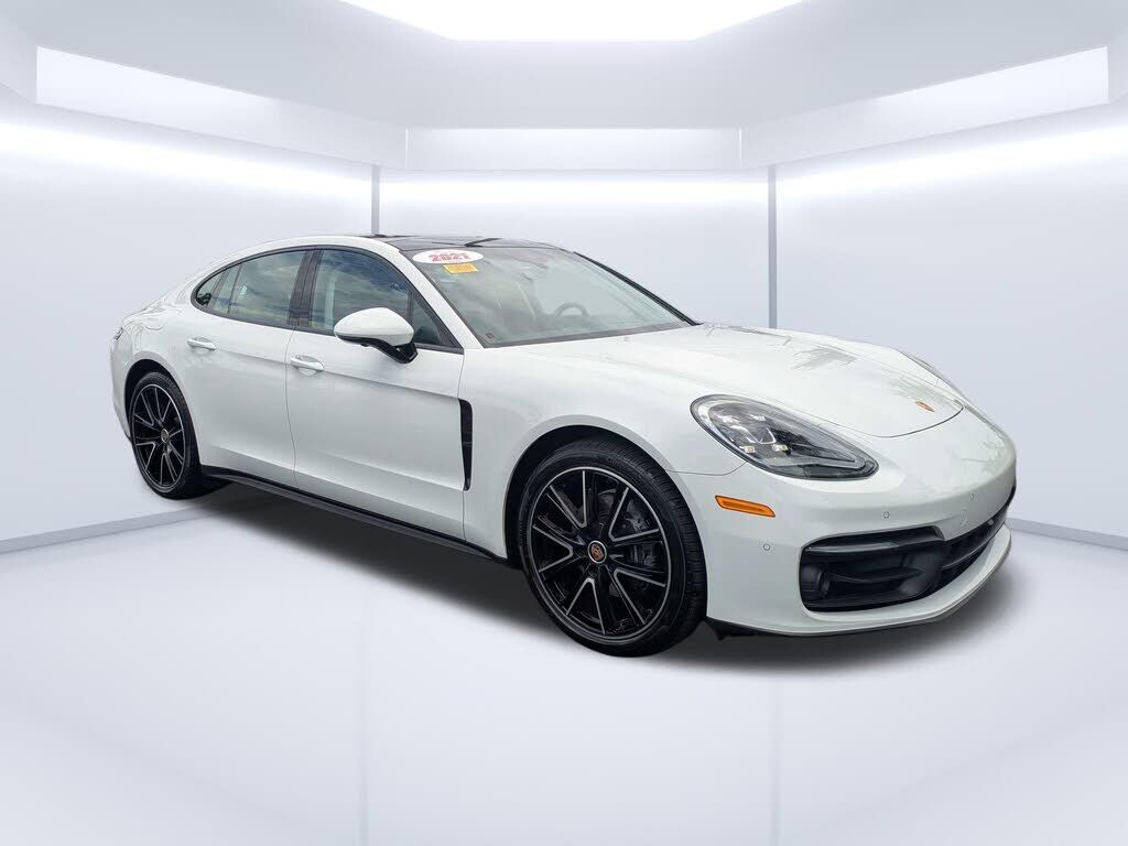 2021 PORSCHE Panamera