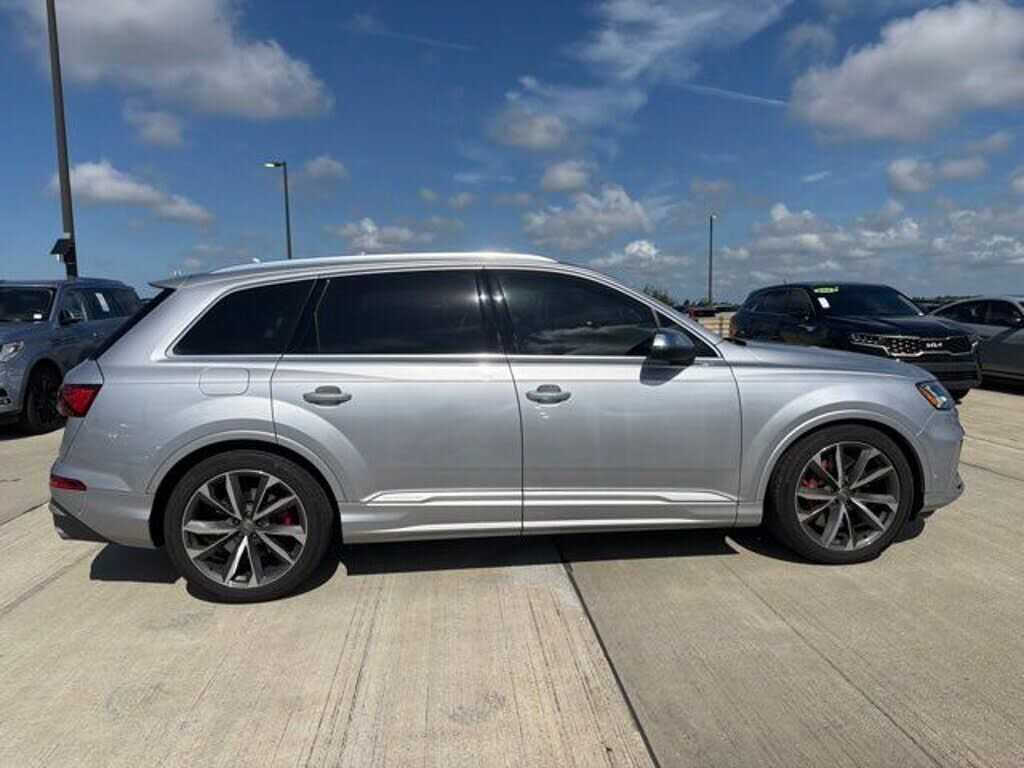 2021 Audi SQ7