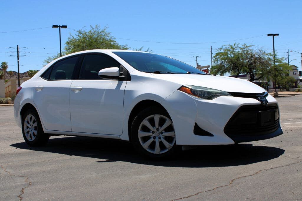 2017 TOYOTA Corolla
