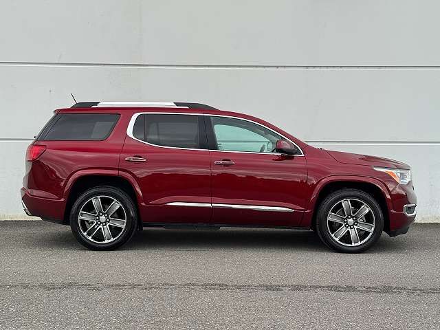 2017 GMC Acadia
