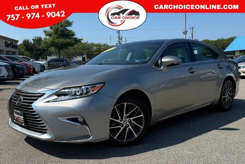 2017 LEXUS ES