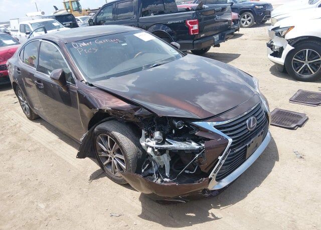 2016 LEXUS ES