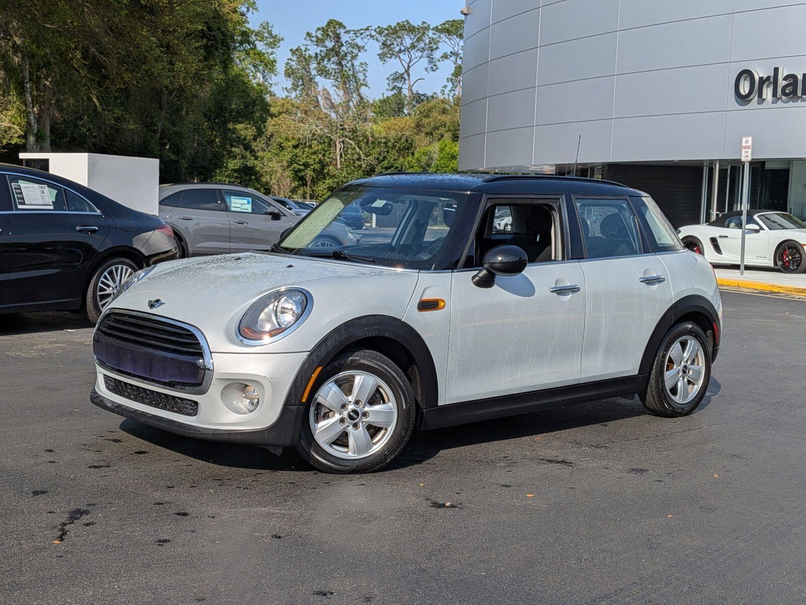 2018 MINI Cooper