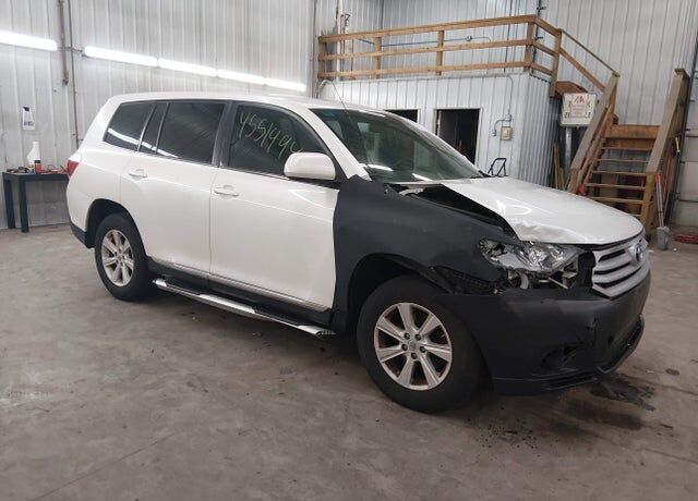 2012 TOYOTA Highlander