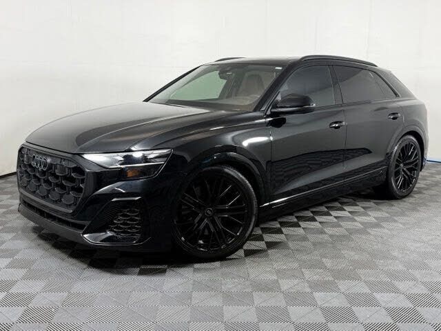 2024 AUDI SQ8