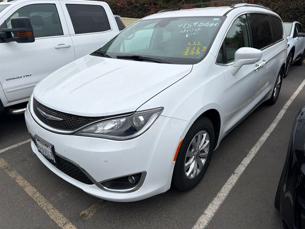 2019 CHRYSLER Pacifica