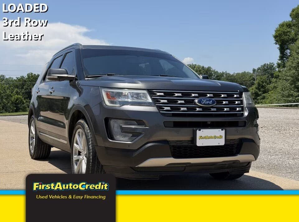 2017 FORD Explorer