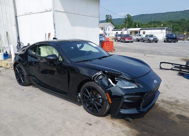 2024 TOYOTA GR86