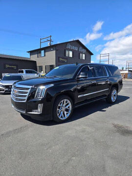 2017 CADILLAC Escalade ESV