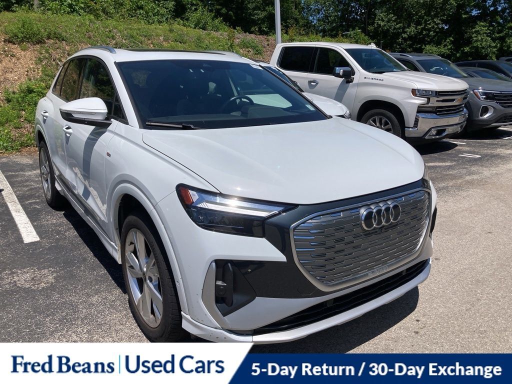 2023 AUDI Q4