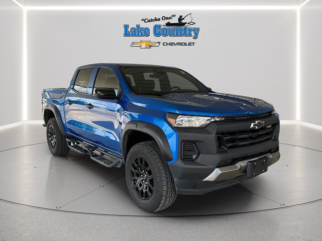 2023 CHEVROLET Colorado