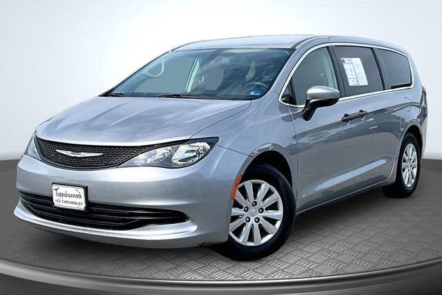 2020 CHRYSLER Voyager