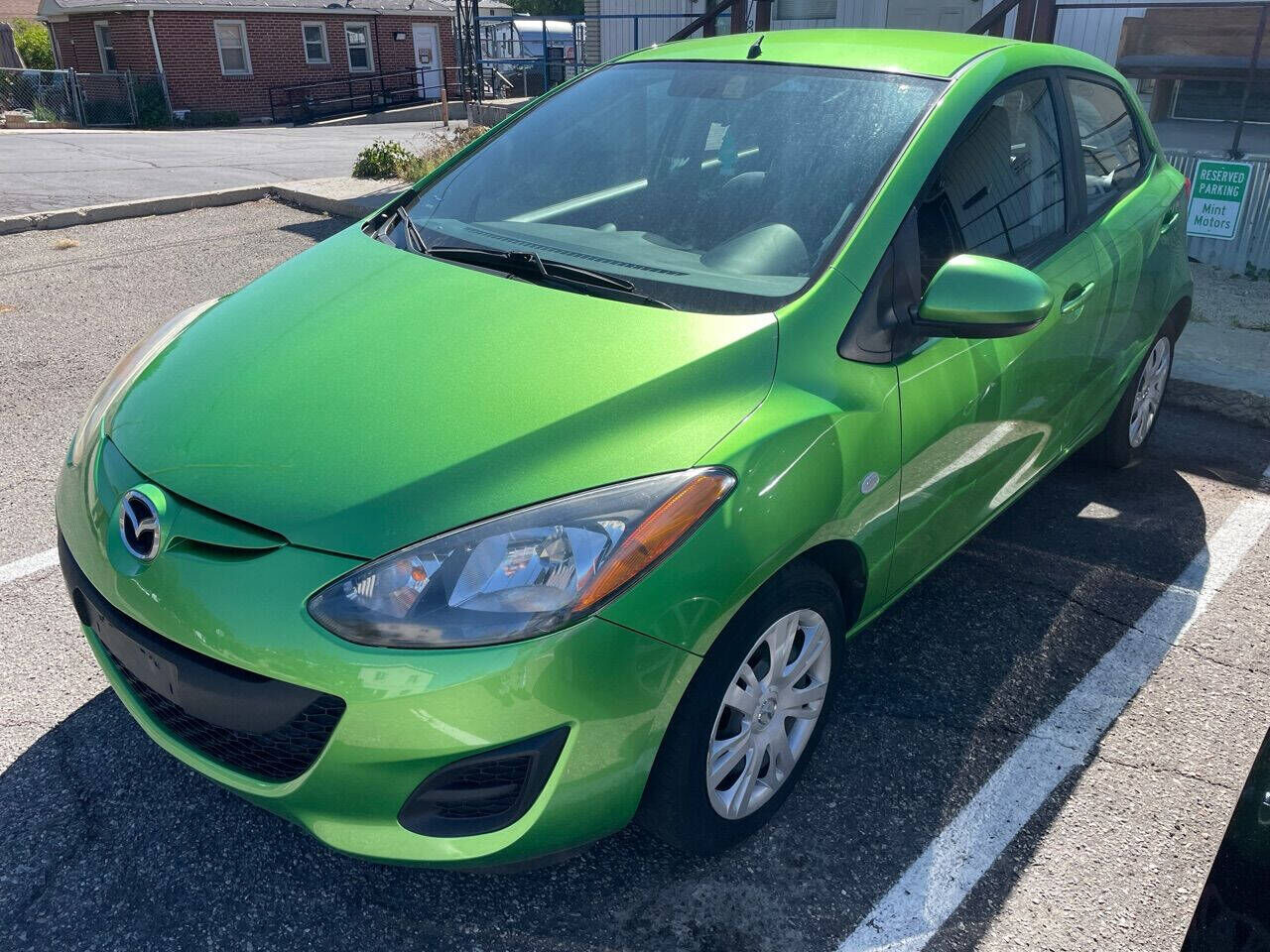 2011 MAZDA Mazda2