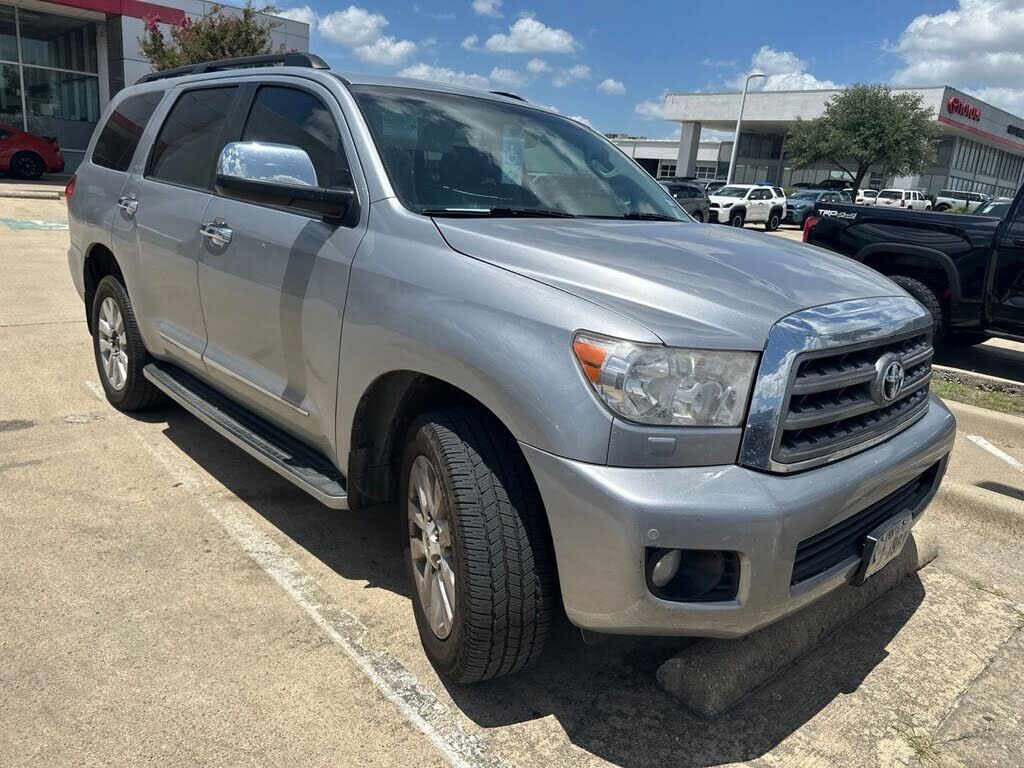 2017 TOYOTA Sequoia