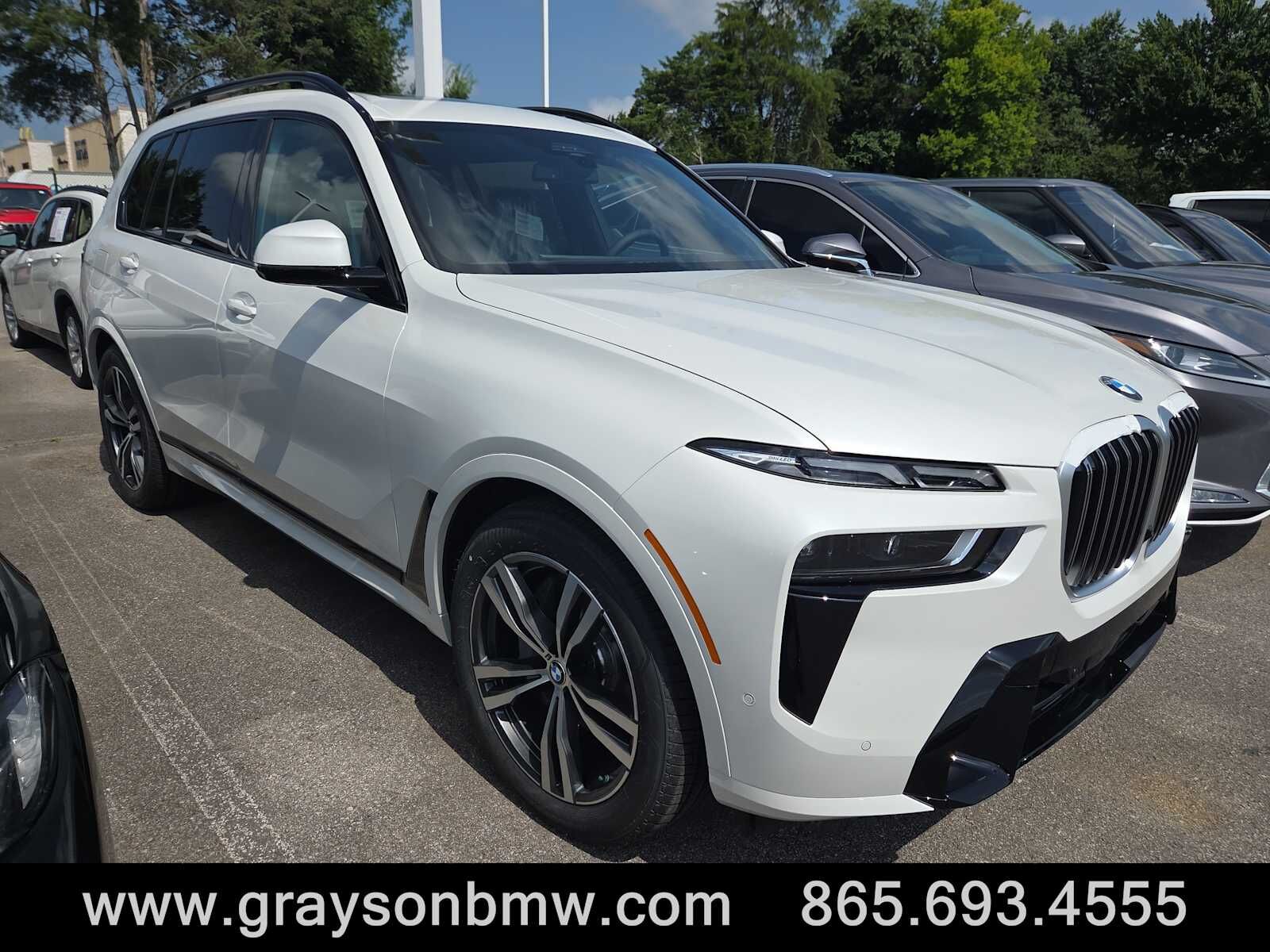 2027 BMW X7