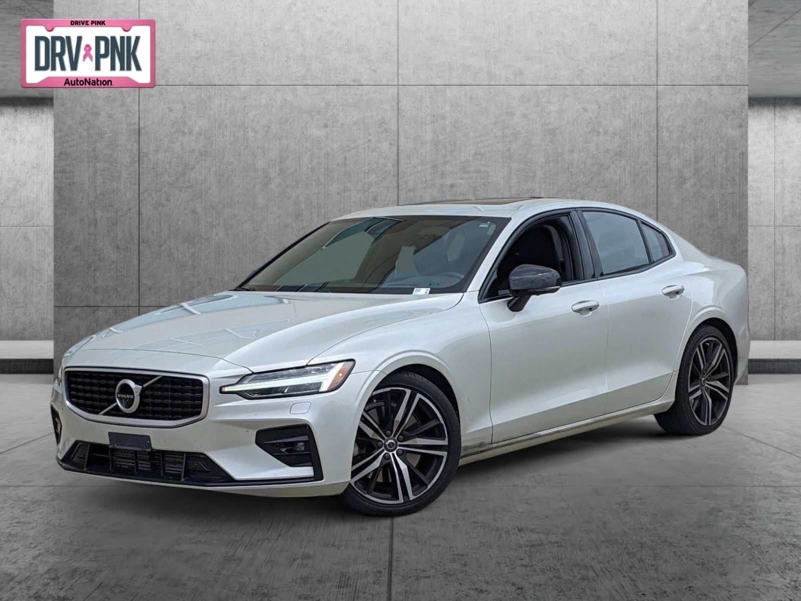 2019 VOLVO S60