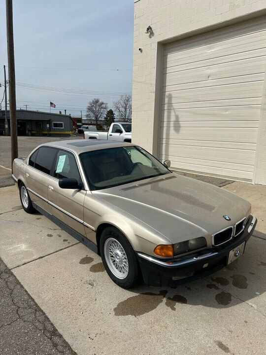 BMW 740iL