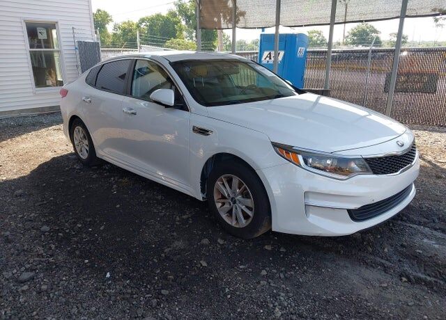 2017 KIA Optima