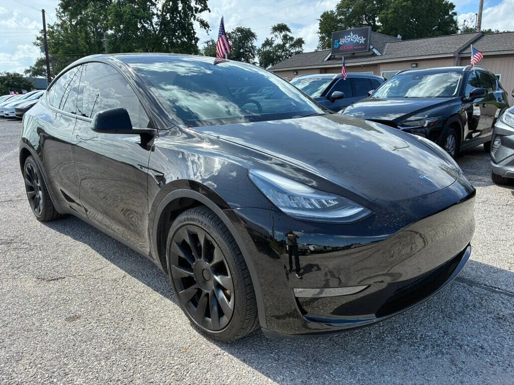 2020 TESLA Model Y