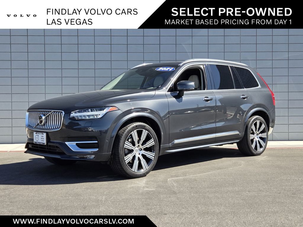 2021 VOLVO XC90