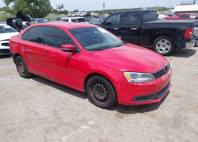 2012 VOLKSWAGEN Jetta