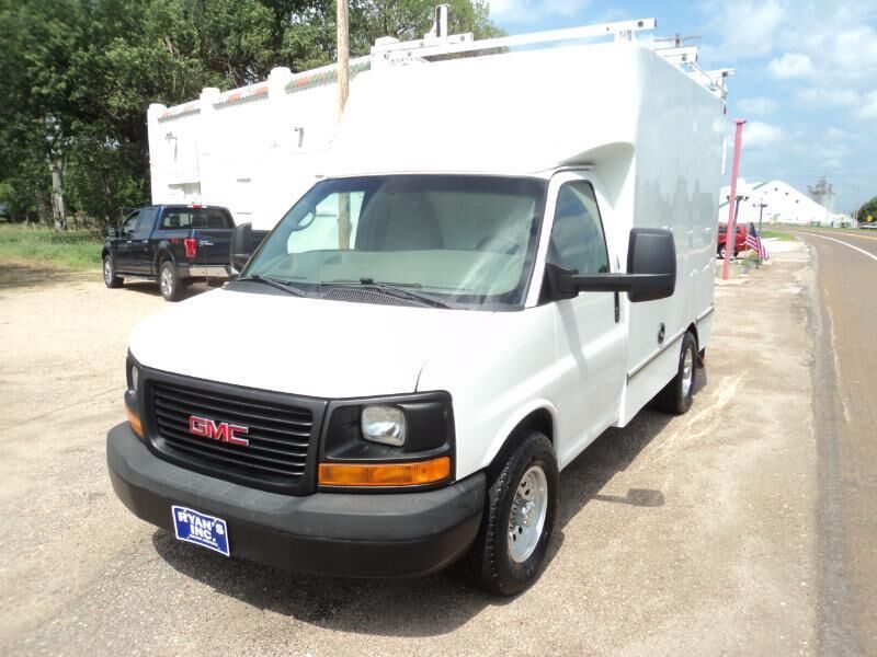 2011 GMC Savana