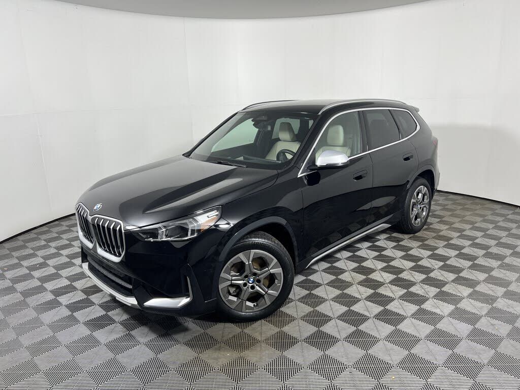 2024 BMW X1