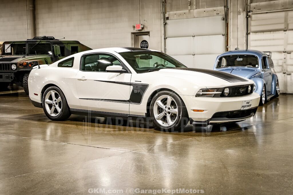2010 FORD Mustang