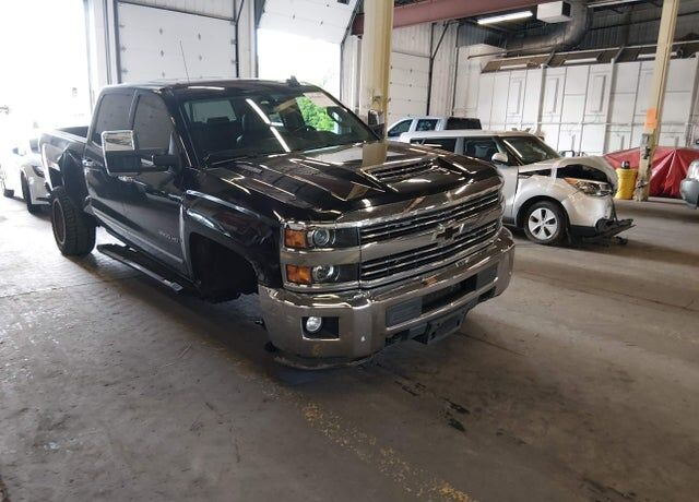 2018 CHEVROLET Silverado