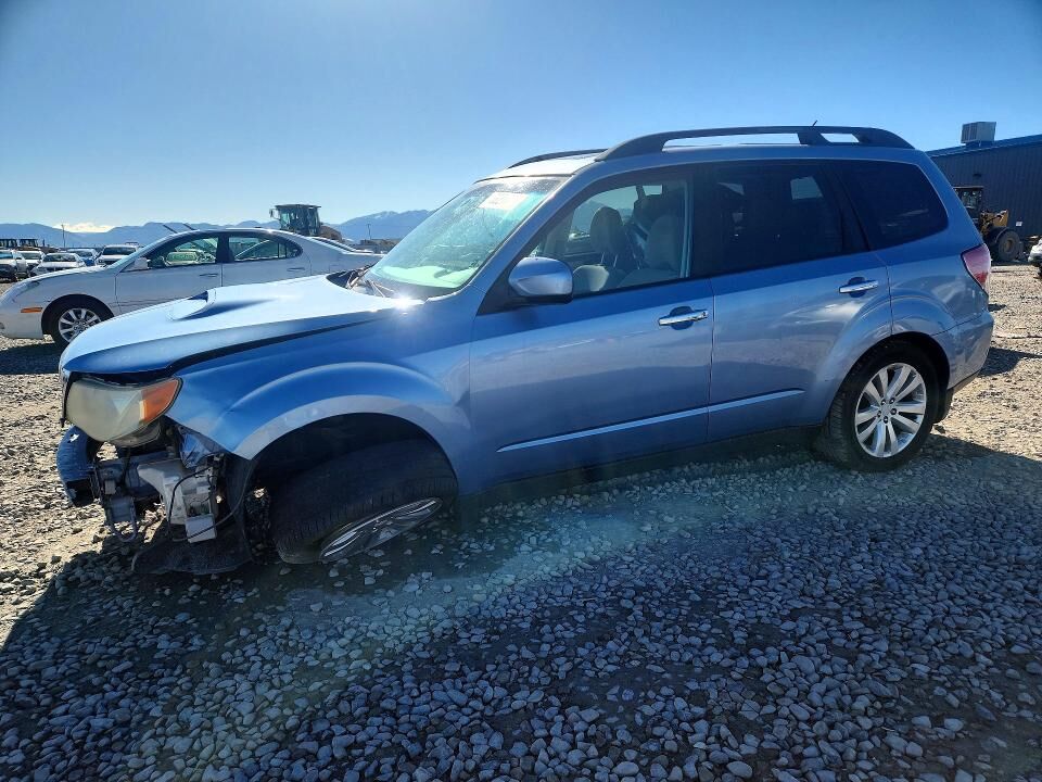 2011 SUBARU Forester