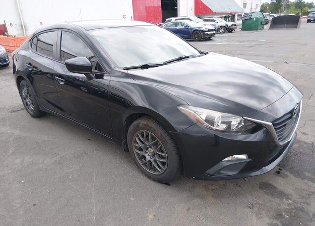 2015 MAZDA Mazda3