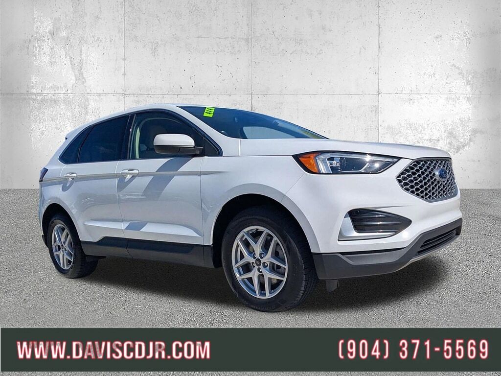 2023 FORD Edge