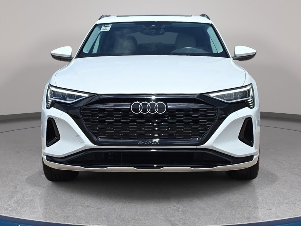 2024 Audi Q8