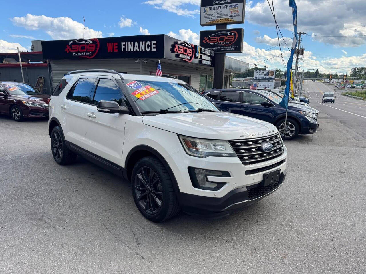 2017 FORD Explorer