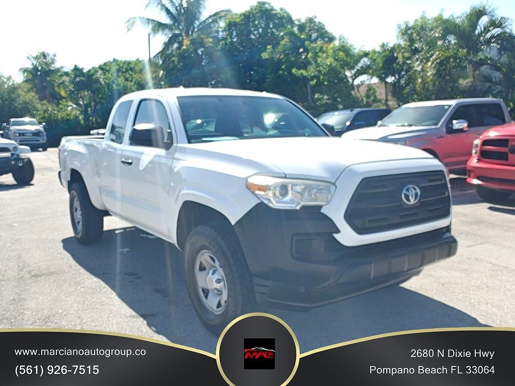 2017 TOYOTA Tacoma