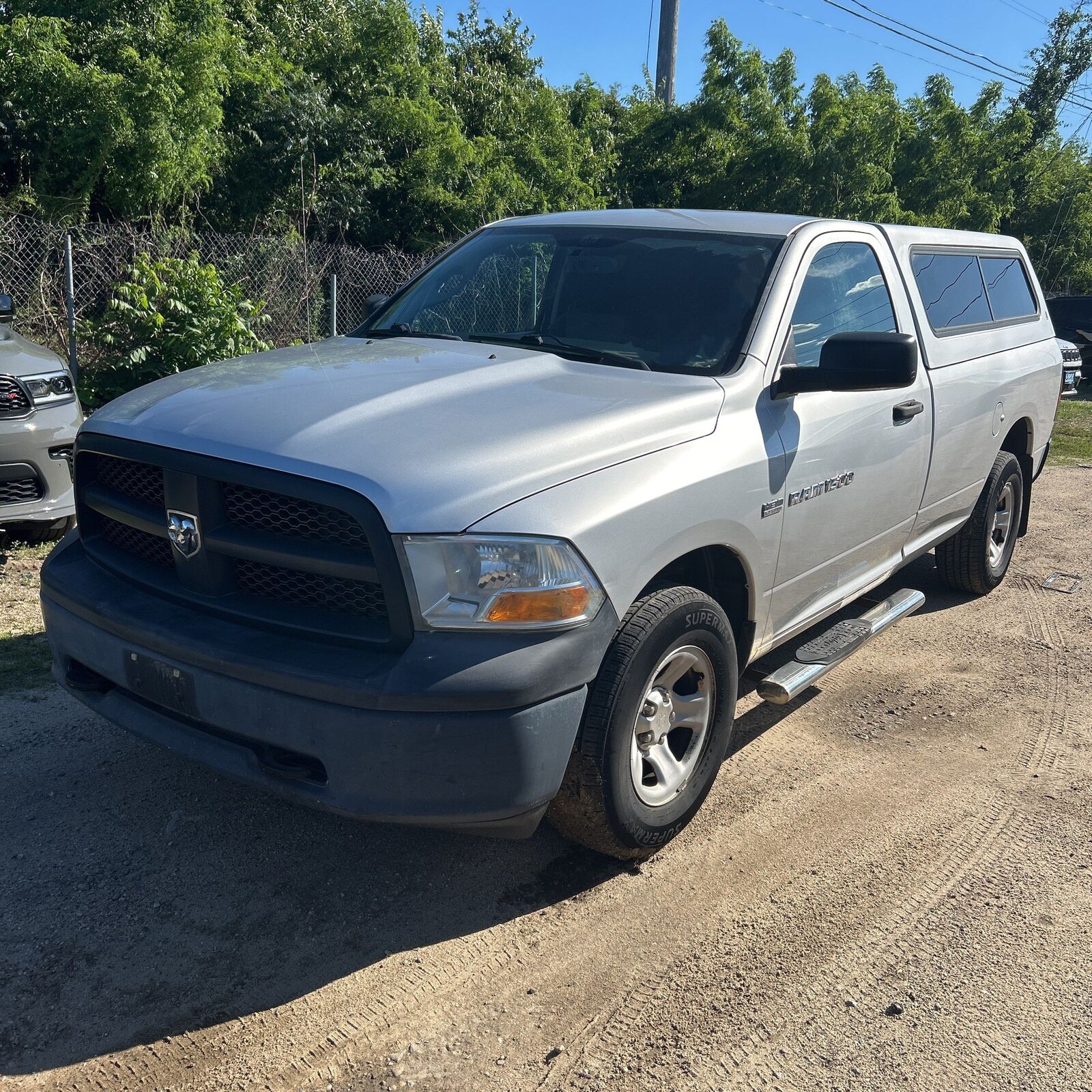 2012 DODGE Ram