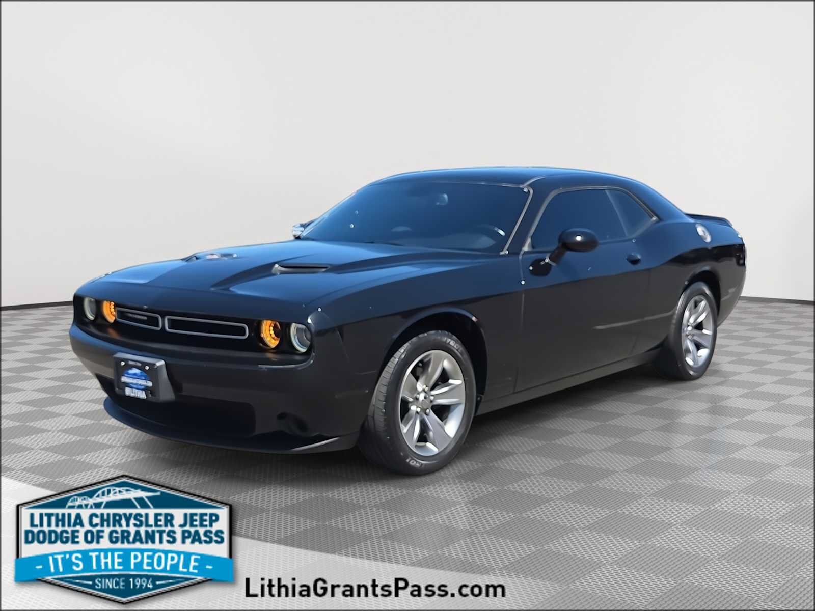 2020 DODGE Challenger