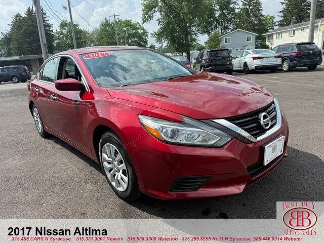 2017 NISSAN Altima