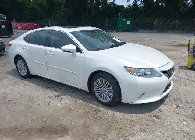 2015 LEXUS ES