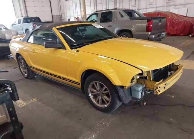 2005 FORD Mustang