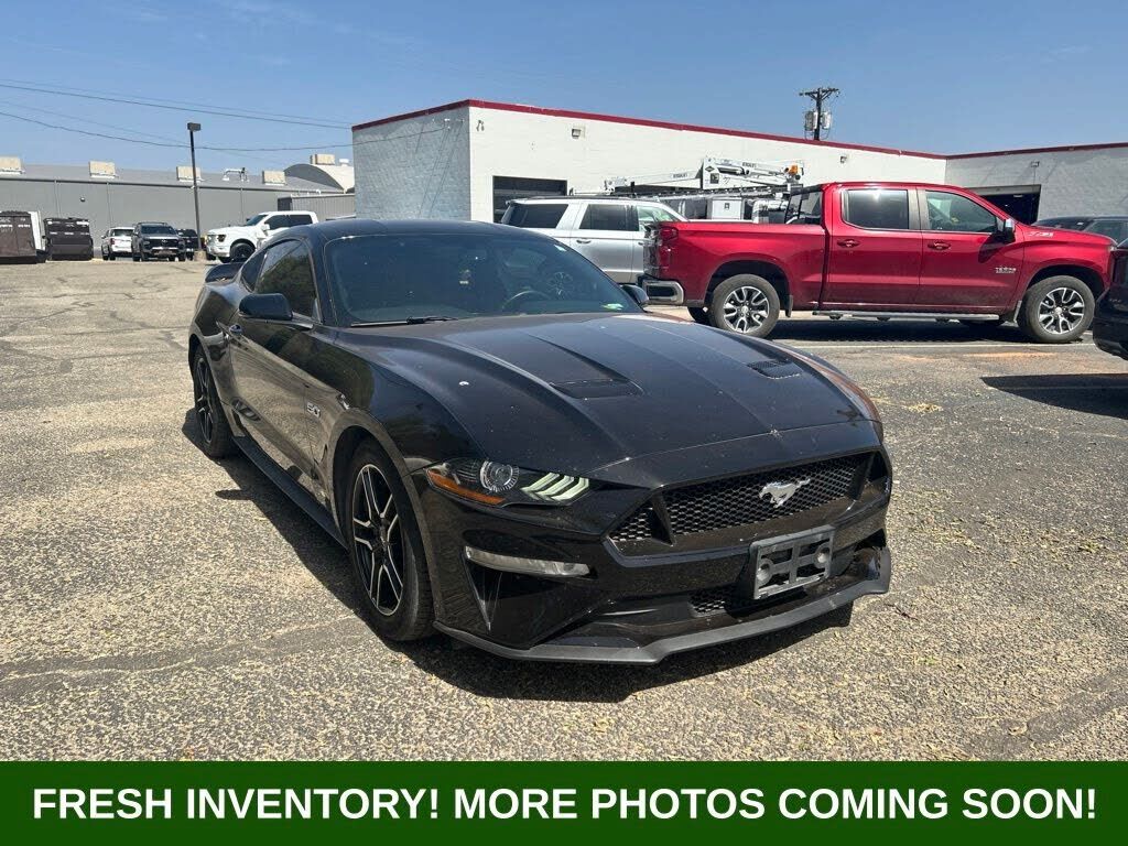 2020 FORD Mustang