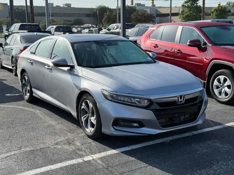 2020 HONDA Accord