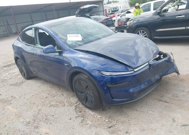 2026 TESLA Model Y