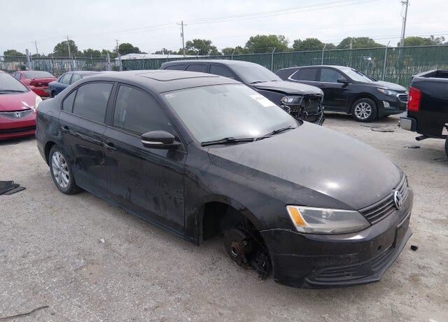 2012 VOLKSWAGEN Jetta