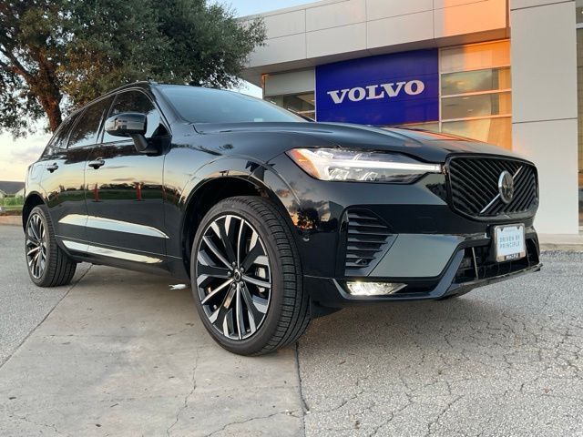 2026 VOLVO XC60