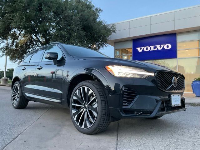 2026 VOLVO XC60