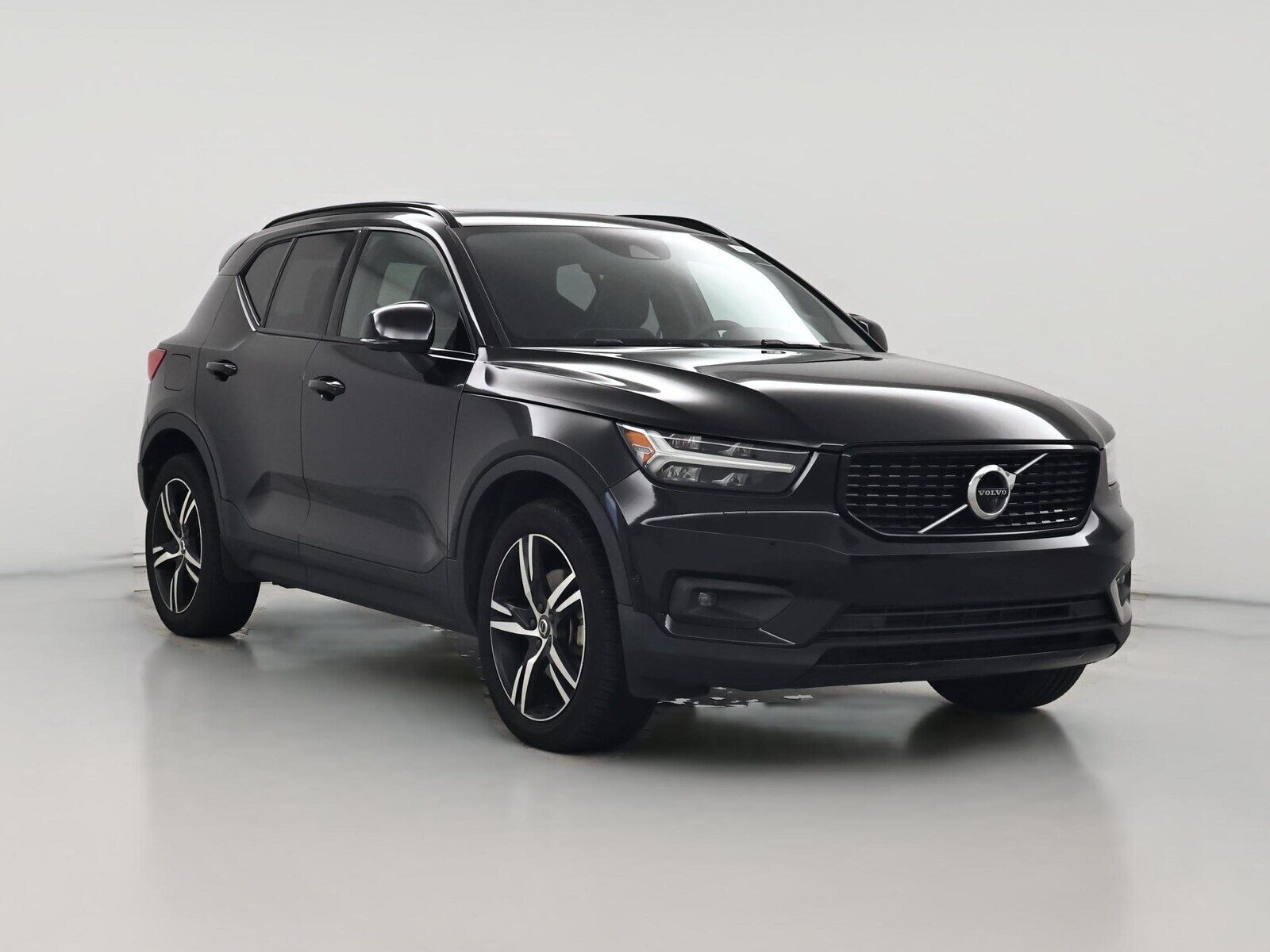 2021 VOLVO XC40