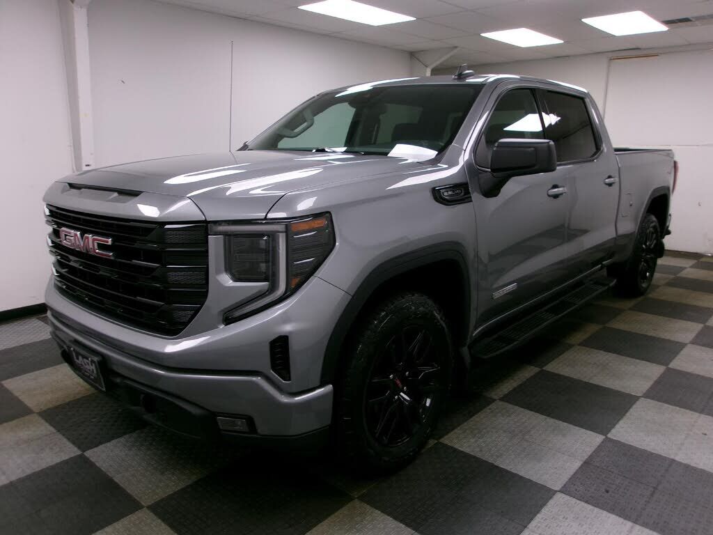 2024 GMC Sierra