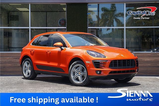 2017 PORSCHE Macan