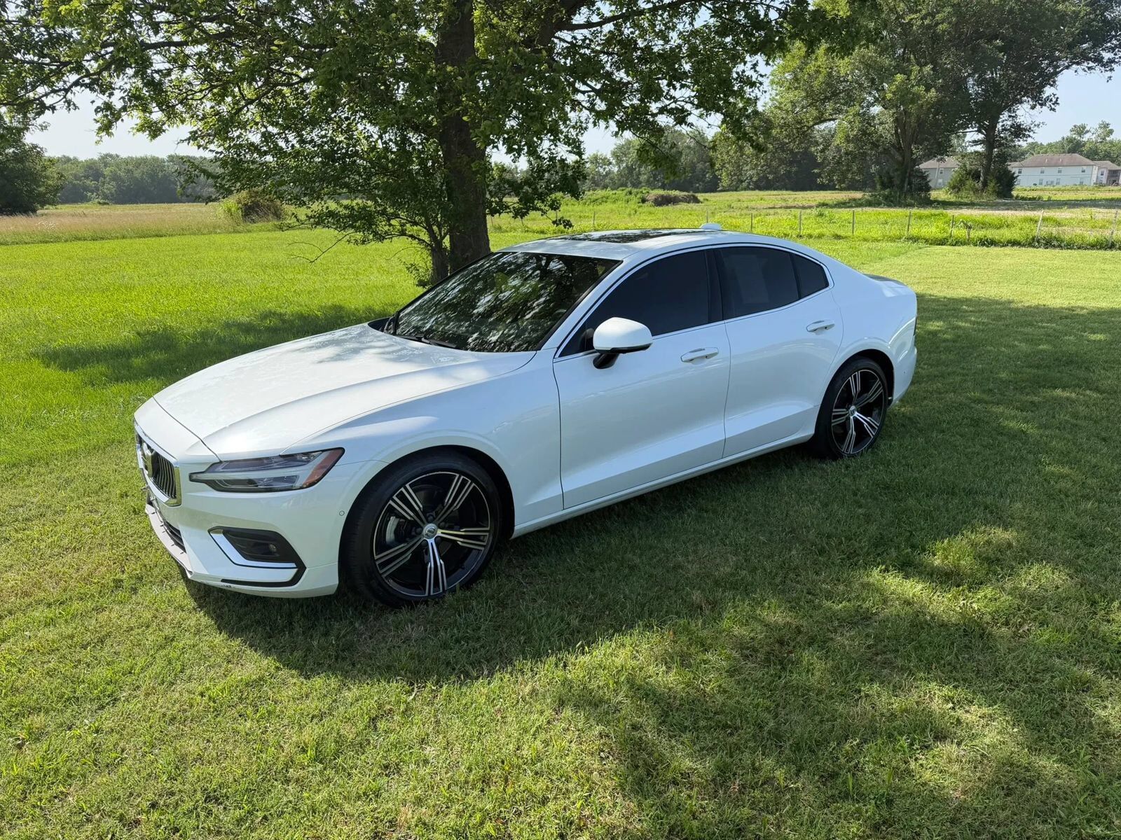 2021 VOLVO S60